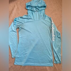 Columbia PFG hooded long sleeve shirt women’s medium